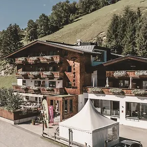 https://hotel-tiroler-buam.saalbachhinterglemmhotels.com