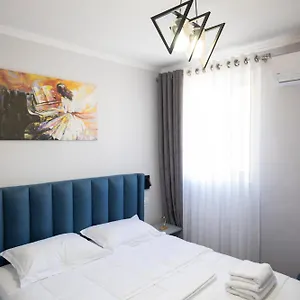Otel Tier Tiran