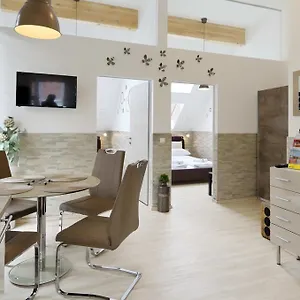 Flatprovider - Manuela Apartment