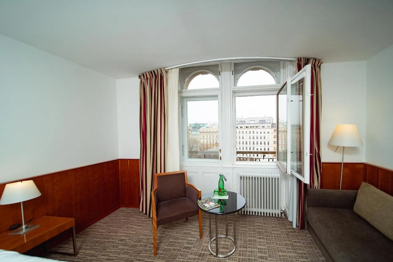 K+K Palais Hotel Vienna 4*,